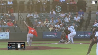 Riley Unroe singles on a ground ball to first baseman Jake Holton. Cavan Biggio scores. Carlos Pérez to 3rd. Tommy Sacco Jr. to 2nd.