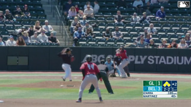 Jose Izarra singles on a line drive to right fielder Jake McCutcheon. Cameron Decker scores. Jesus Galiz to 3rd. Samuel Munoz to 2nd.