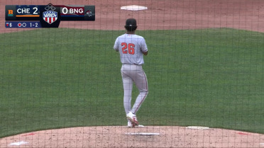 Luis De León racks up a season-high nine strikeouts