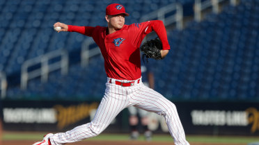 Threshers Take Early Lead, Hang on For Sixth-Straight Win