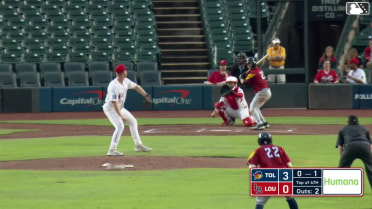 Max Anderson singles on a sharp line drive to center fielder Austin Hendrick. Seby Zavala scores. Trei Cruz scores. Jace Jung to 2nd.