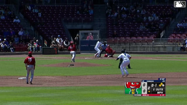 Jay Thomason doubles (4) on a ground ball to right fielder Justin DeCriscio. Rayne Doncon scores. Miguel Briceno scores.