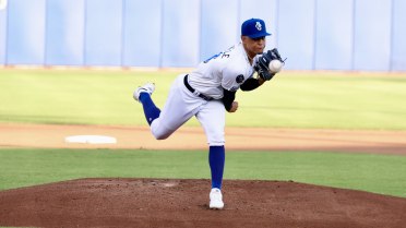 Patient Approach, Cornielle's Strong Start Leads Shuckers to Win