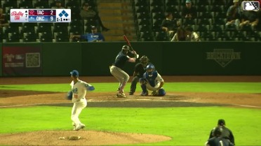 Antoine Kelly In play, run(s) to Victor Labrada