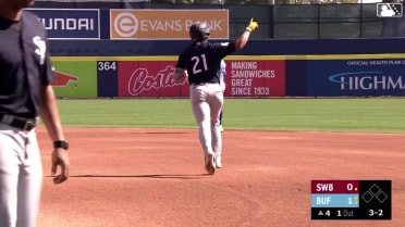 Oswald Peraza's solo home run