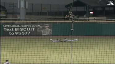Trash Pandas' Teodosio lays out for the grab
