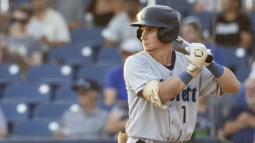 Colt Emerson hits a bases-clearing triple