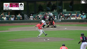 Jeimer Candelario grounds into a force out, first baseman Jake Holton to shortstop Osleivis Basabe. Nick Madrigal scores. Nelson Rada to 3rd. Denzer Guzman out at 2nd. Jeimer Candelario to 1st.