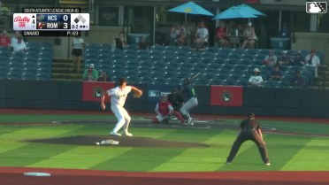 Chandler Pollard singles on a line drive to left fielder Luis Guanipa. Quincy Scott scores.