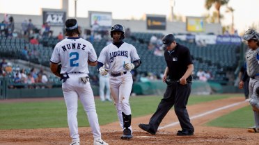 Thomas' Eighth Inning Homer Powers Dramatic Win