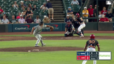 Dayne Leonard singles on a ground ball to center fielder Lizandro Espinoza. Will Benson scores.