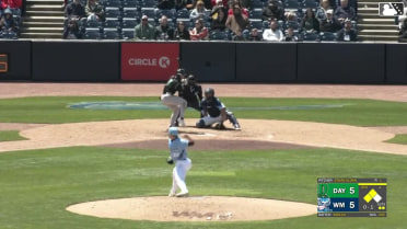 Kien Vu homers (4) on a fly ball to right center field. Jack Moss scores. Victor Acosta scores.