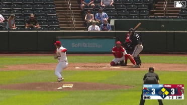 Jack Findlay Ball to Andrew Cossetti