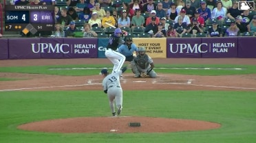 Thayron Liranzo doubles (13) on a line drive to right fielder Cole Gabrielson. Peyton Graham scores. Thayron Liranzo out at 3rd on the throw, right fielder Cole Gabrielson to second baseman Roderick Arias to third baseman Coby Morales.