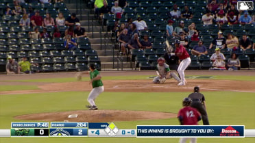 Yandel Ricardo singles on a soft bunt ground ball to catcher Tanner Smith. Hyungchan Um scores. Throwing error by catcher Tanner Smith.