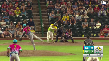 Robbie Lavey doubles (1) on a line drive to right fielder Jaron Elkins. Kasen Wells scores. Rosman Verdugo to 3rd.