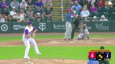 Mitch Mueller In play, run(s) to Tyler Pettorini