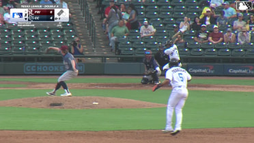 Yamal Encarnacion out on a sacrifice fly to center fielder Dylan Dreiling. Trevor Austin scores. Pascanel Ferreras to 3rd.