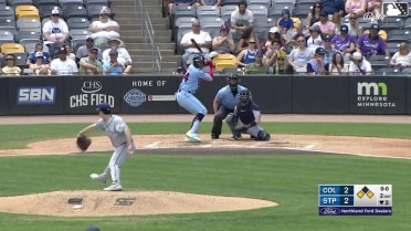 Hendry Mendez's first Triple-A home run