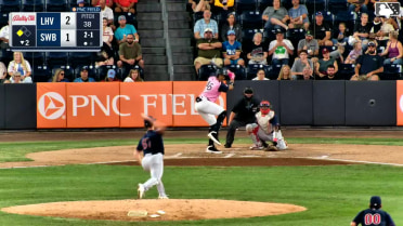 Brian Keller In play, run(s) to Ernesto Martinez Jr.