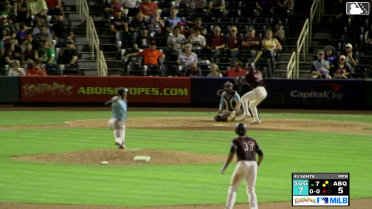 Braxton Fulford singles on a line drive to right fielder Joey Loperfido. Vimael Machín scores. Ryan Ritter to 3rd.