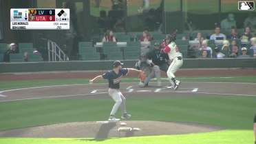 Ben Gobbel homers (2) on a fly ball to left field. Nelson Rada scores. Yolmer Sánchez scores.