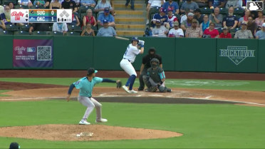 Jack Suwinski homers (18) on a line drive to right field.
