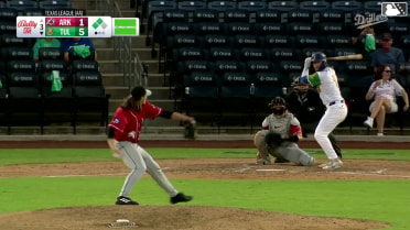 Sam Mongelli singles on a ground ball to center fielder Jonny Farmelo. Logan Wagner scores. Frank Rodriguez scores.