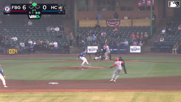 Luke Dickerson doubles (5) on a fly ball to left fielder Yeiferth Castillo. Ronny Cruz scores.