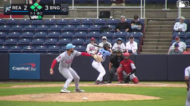 Wyatt Young walks. Nick Lorusso scores. JT Schwartz to 3rd. Vincent Perozo to 2nd.