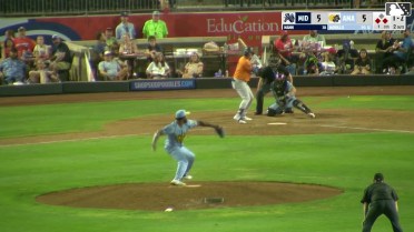 Luke Mann homers (12) on a fly ball to left center field. Leo De Vries scores. Euribiel Angeles scores.