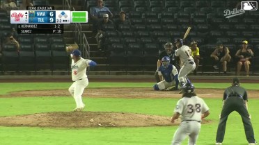 Omar Hernandez triples (1) on a sharp line drive to center fielder Mike Sirota. Jorge Alfaro scores.