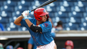 Threshers Sweep Twin Bill by Combined Seven Runs 