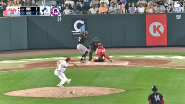 Jean Carlos Sió out on a sacrifice fly to right fielder T.J. White. Ty Hanchey scores. Jancel Villarroel to 3rd.