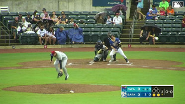 Ben Kudrna's between-the-legs snag