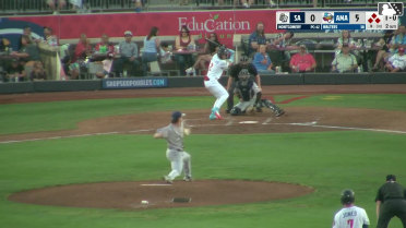 Jean Walters doubles (5) on a fly ball to center fielder Tirso Ornelas. Ben McLaughlin scores. Druw Jones scores. Carlos Virahonda scores.