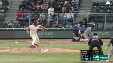 Randy Dobnak In play, run(s) to Samad Taylor