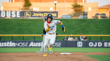 Groover Tallies Another Multi-Hit Effort In Soddies Victory