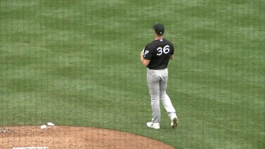 Jason Adam throws perfect inning of relief