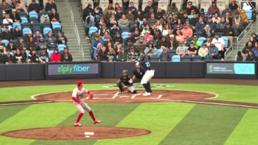 Avery Owusu-Asiedu homers (1) on a fly ball to left center field.