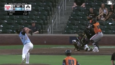 Aeverson Arteaga out on a sacrifice fly to left fielder Carlos Rodríguez. Scott Bandura scores.