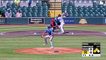 Cade Obermueller In play, run(s) to Edgleen Perez