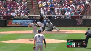 Luis Castillo singles on a line drive to left fielder Graham Brown. Daniel Dickinson scores.