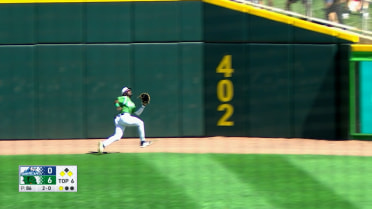 Jay Allen II's incredible sliding catch