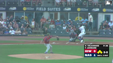 Eddys Leonard hits a grand slam (7) to center field. Cooper Pratt scores. Luis Lara scores. Jeferson Quero scores.