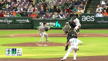 Carter Graham homers (4) on a fly ball to left center field. John Michael Faile scores. Yerlin Confidan scores.