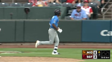 Leo De Vries' two home runs