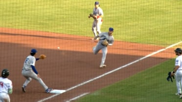 Sam Mongelli's smooth glove flip