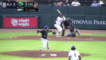 Carson Taylor out on a sacrifice fly to left fielder Josh Adamczewski. Eric Hartman scores.