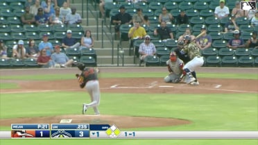 Hyungchan Um singles on a line drive to right fielder Raylin Ramos. Stone Russell scores. Sean Gamble to 3rd.